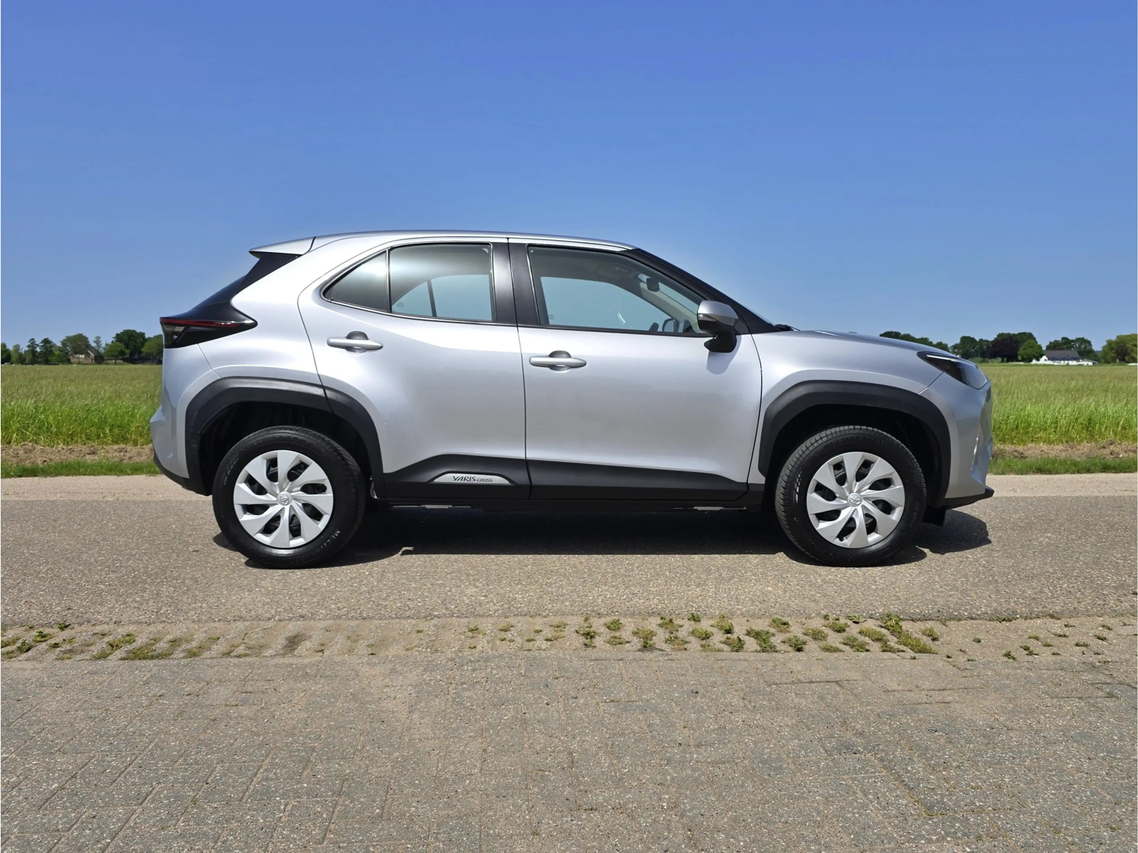 Toyota Yaris Cross 1.5 Hybrid Active - 115 Pk - ParkeerCamera - Apple — photo 8