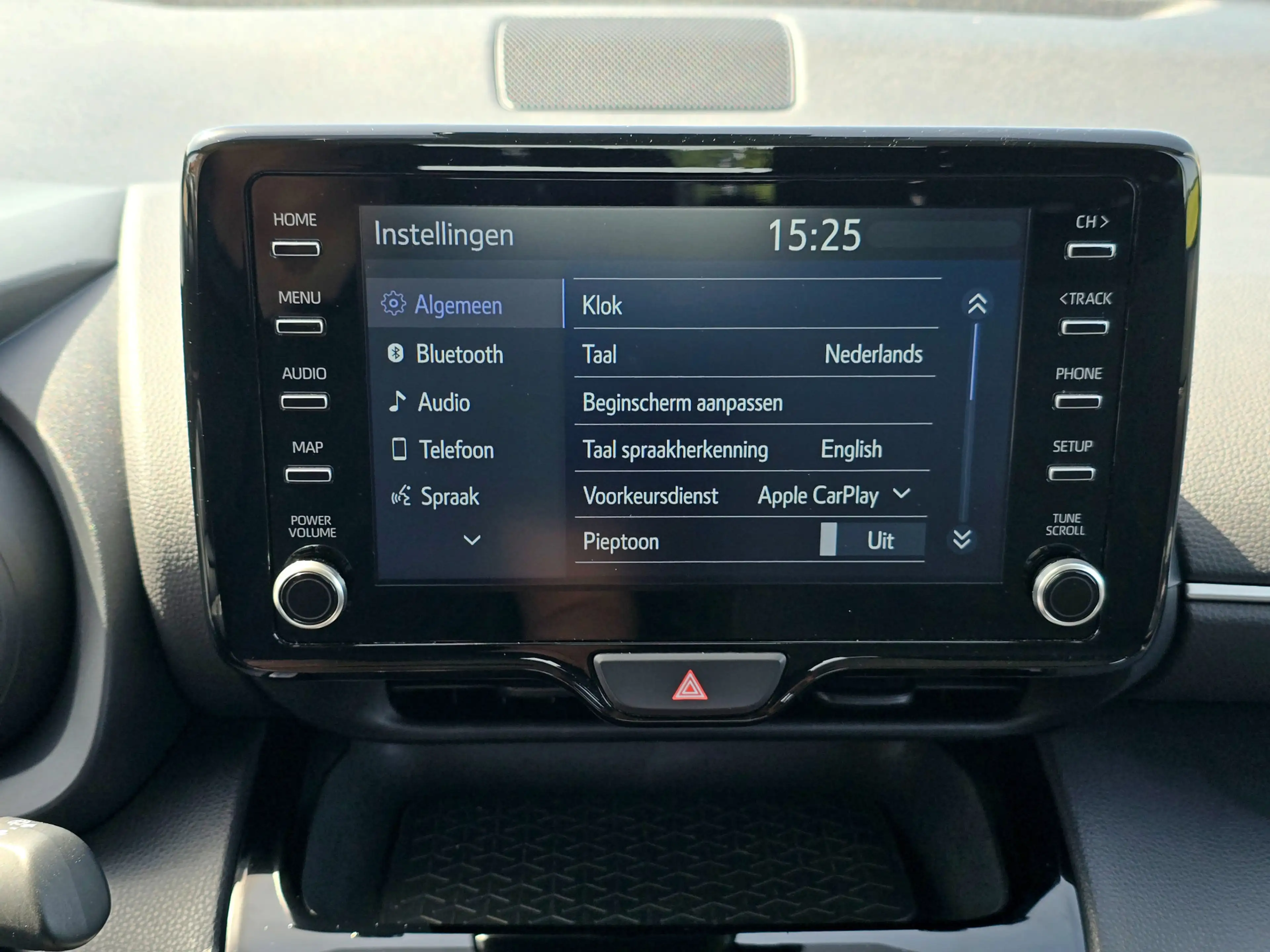 Toyota Yaris Cross 1.5 Hybrid Active - 115 Pk - ParkeerCamera - Apple — photo 39