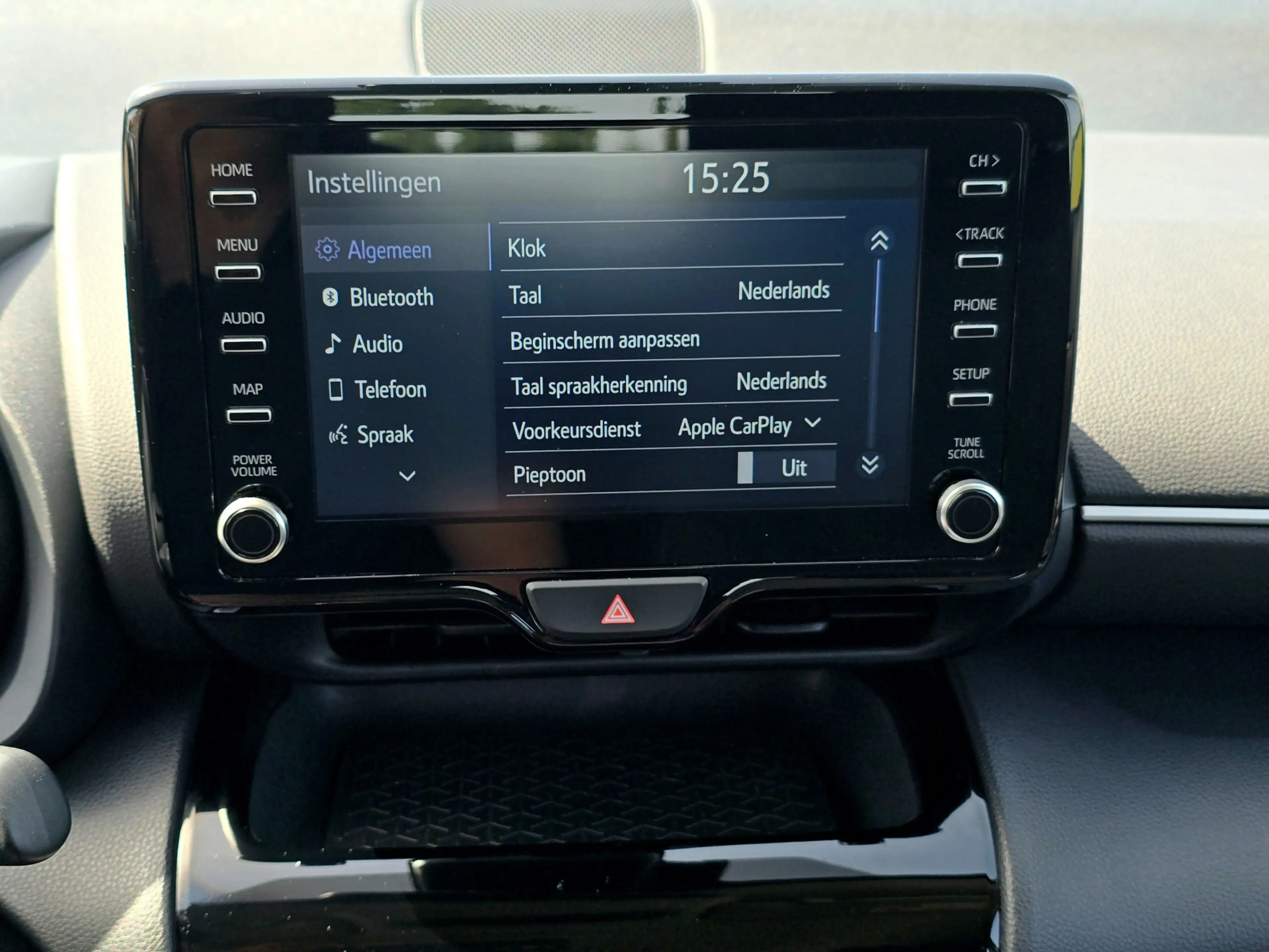 Toyota Yaris Cross 1.5 Hybrid Active - 115 Pk - ParkeerCamera - Apple — photo 40