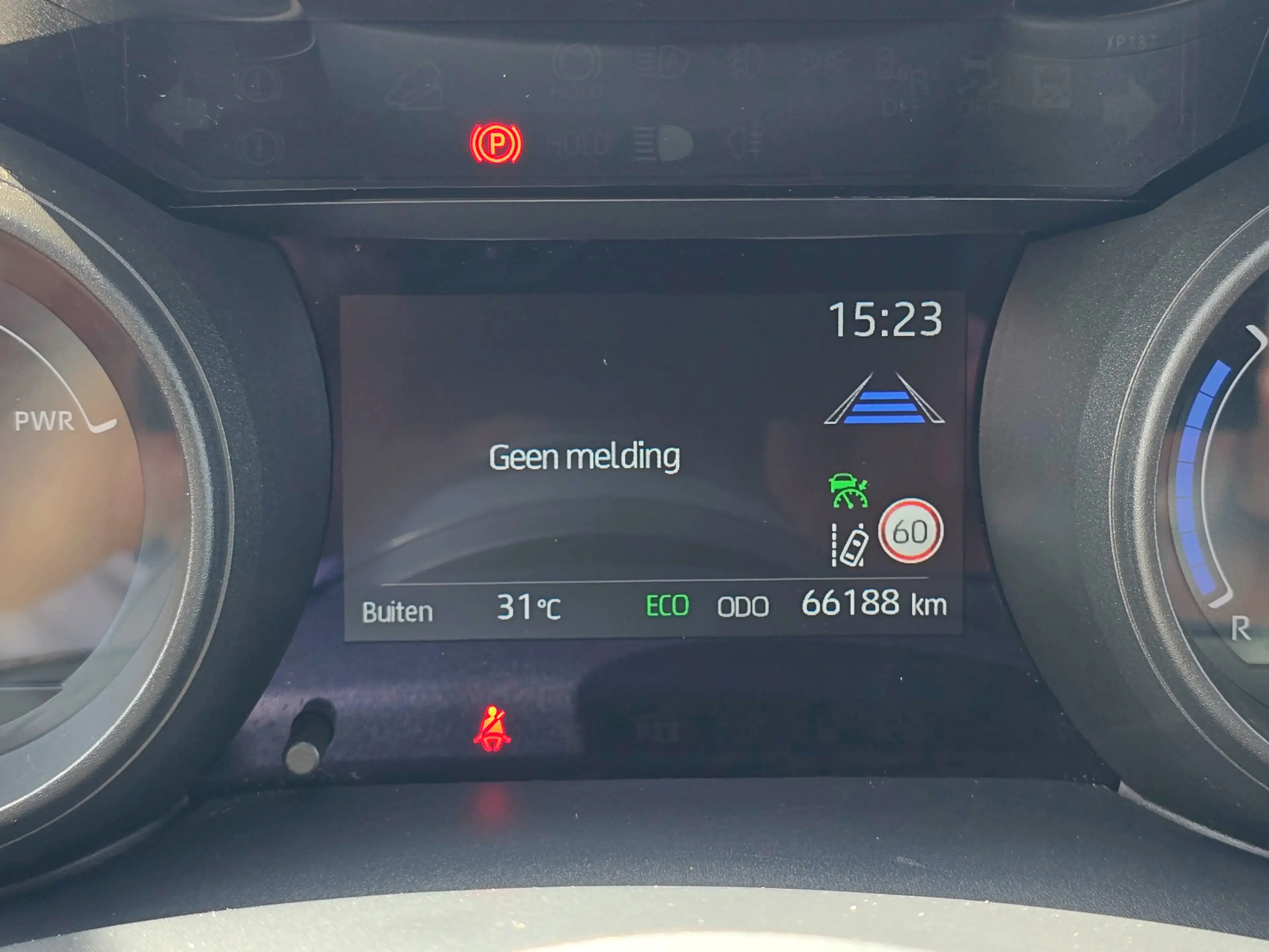 Toyota Yaris Cross 1.5 Hybrid Active - 115 Pk - ParkeerCamera - Apple — photo 27