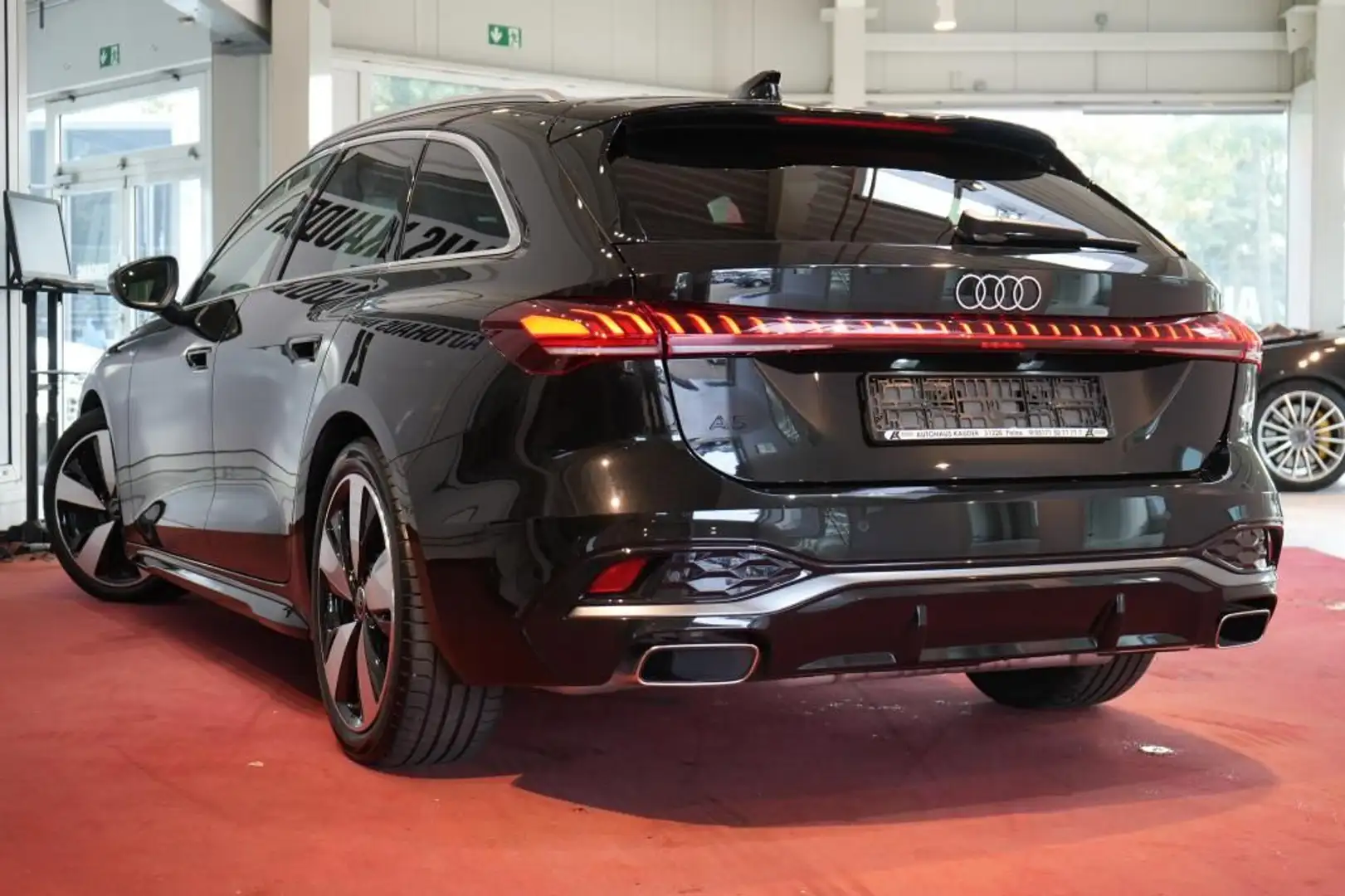 Audi A5 Avant TFSI S-Line *LED*Virtual*Navi*Kamera* Noir - 2