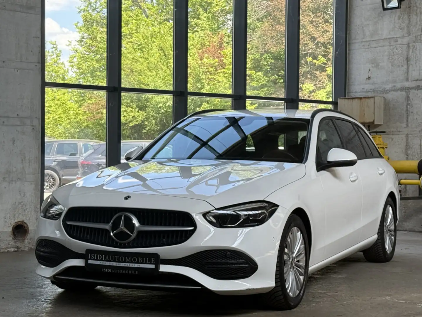 Mercedes-Benz C 220 D LED MBUX Distronic Rü-Kamera Keyless-Go Blanc - 1