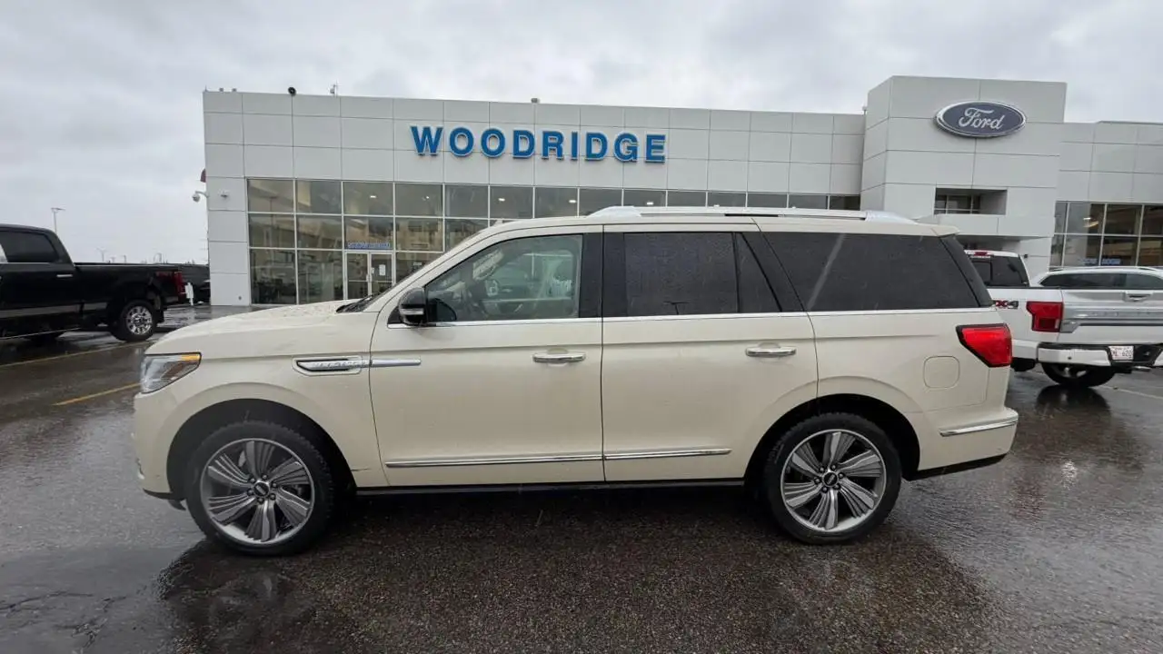 Lincoln Navigator photo Lincoln Navigator