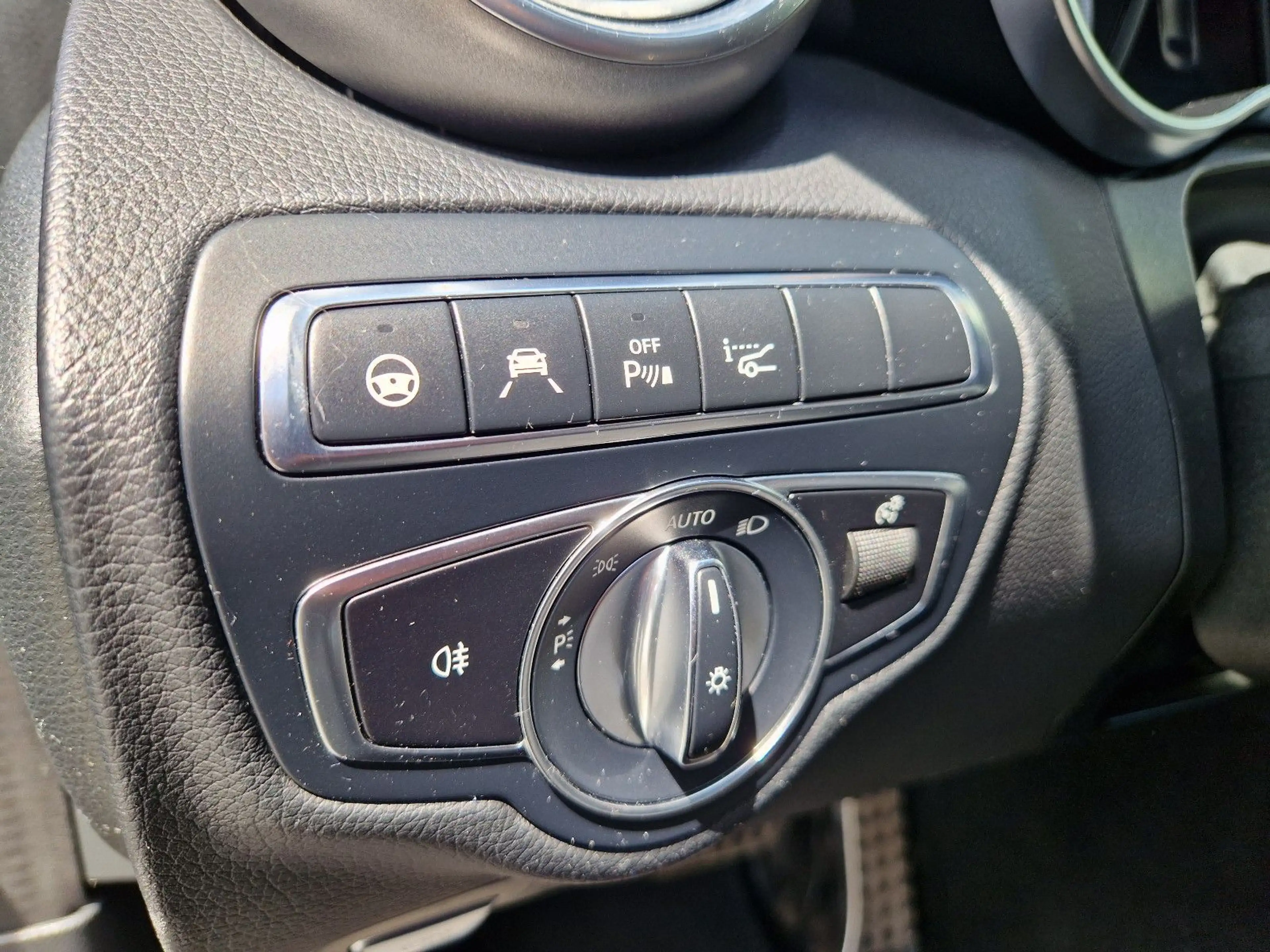 Mercedes-Benz C 43 AMG 4Matic PANO HUD BURMESTER ACC — photo 15