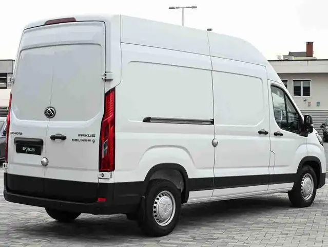 Maxus Deliver 9 view 3