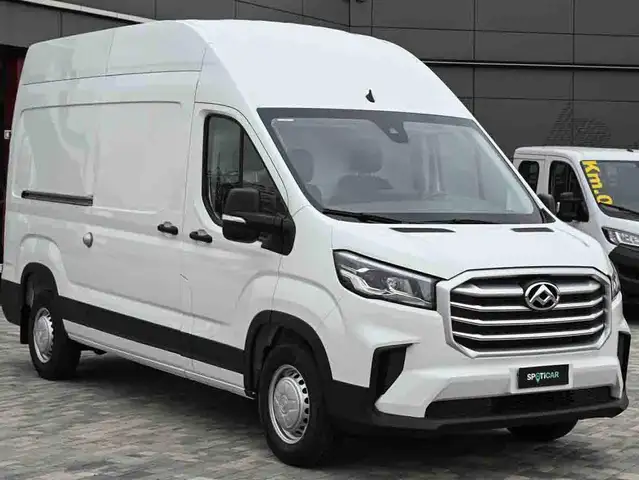 Maxus Deliver 9 view 4