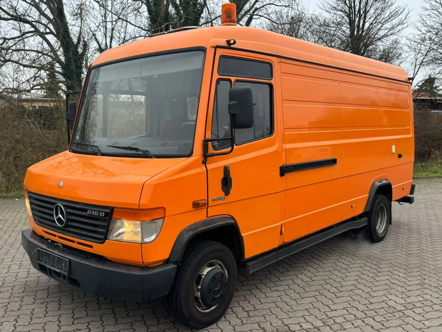 Mercedes-Benz Vario 616D  Wenig KM  Mwst  Perfekter Camper - 2