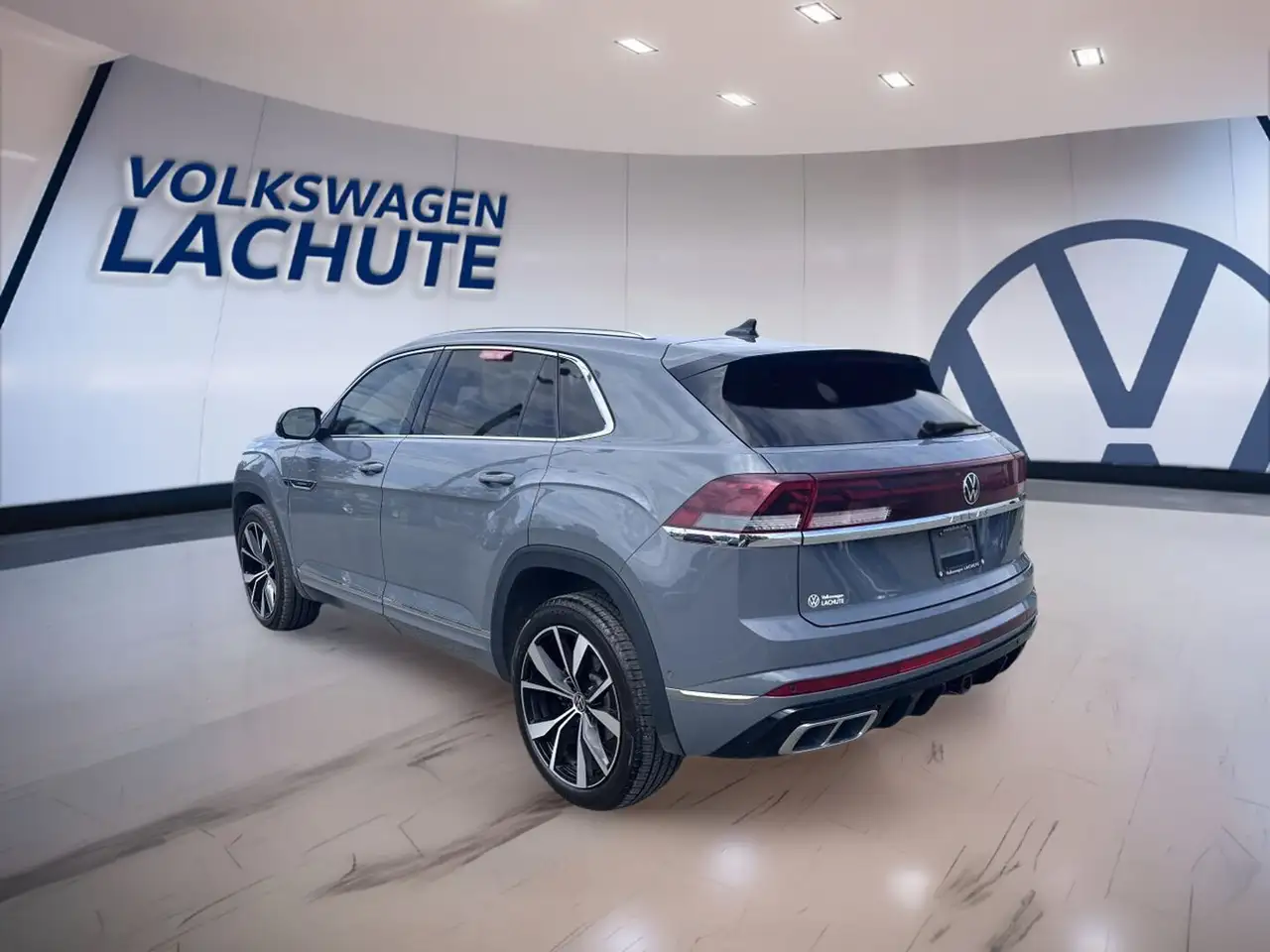 Volkswagen Atlas photo Volkswagen Atlas