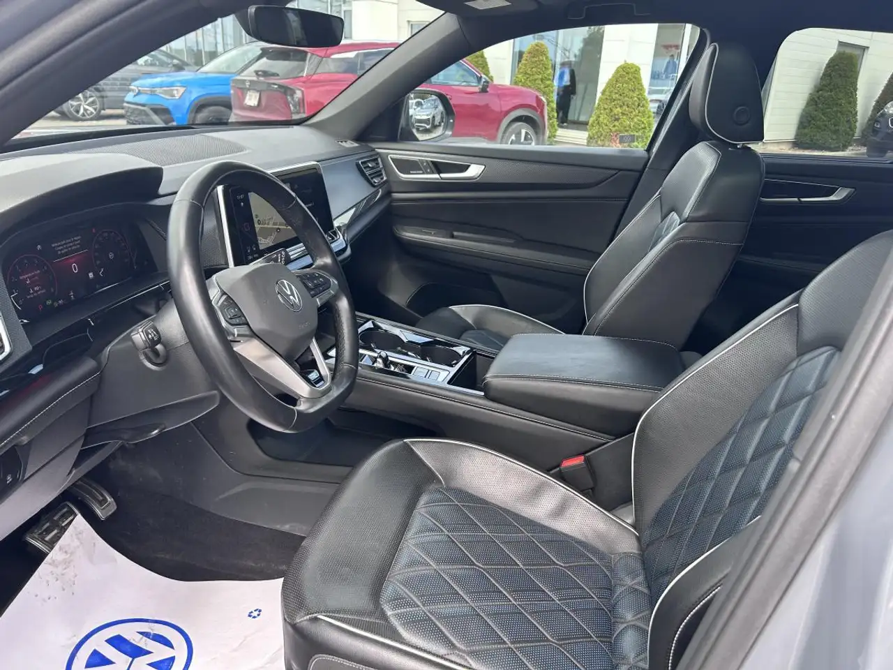 Volkswagen Atlas photo Volkswagen Atlas