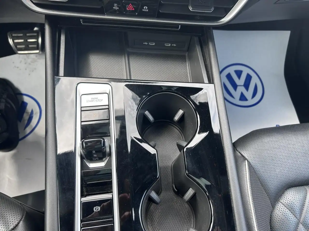 Volkswagen Atlas photo Volkswagen Atlas
