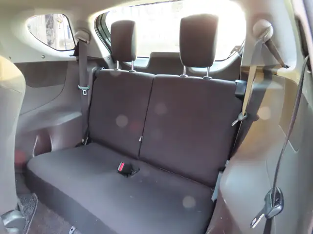 Toyota IQ view 9