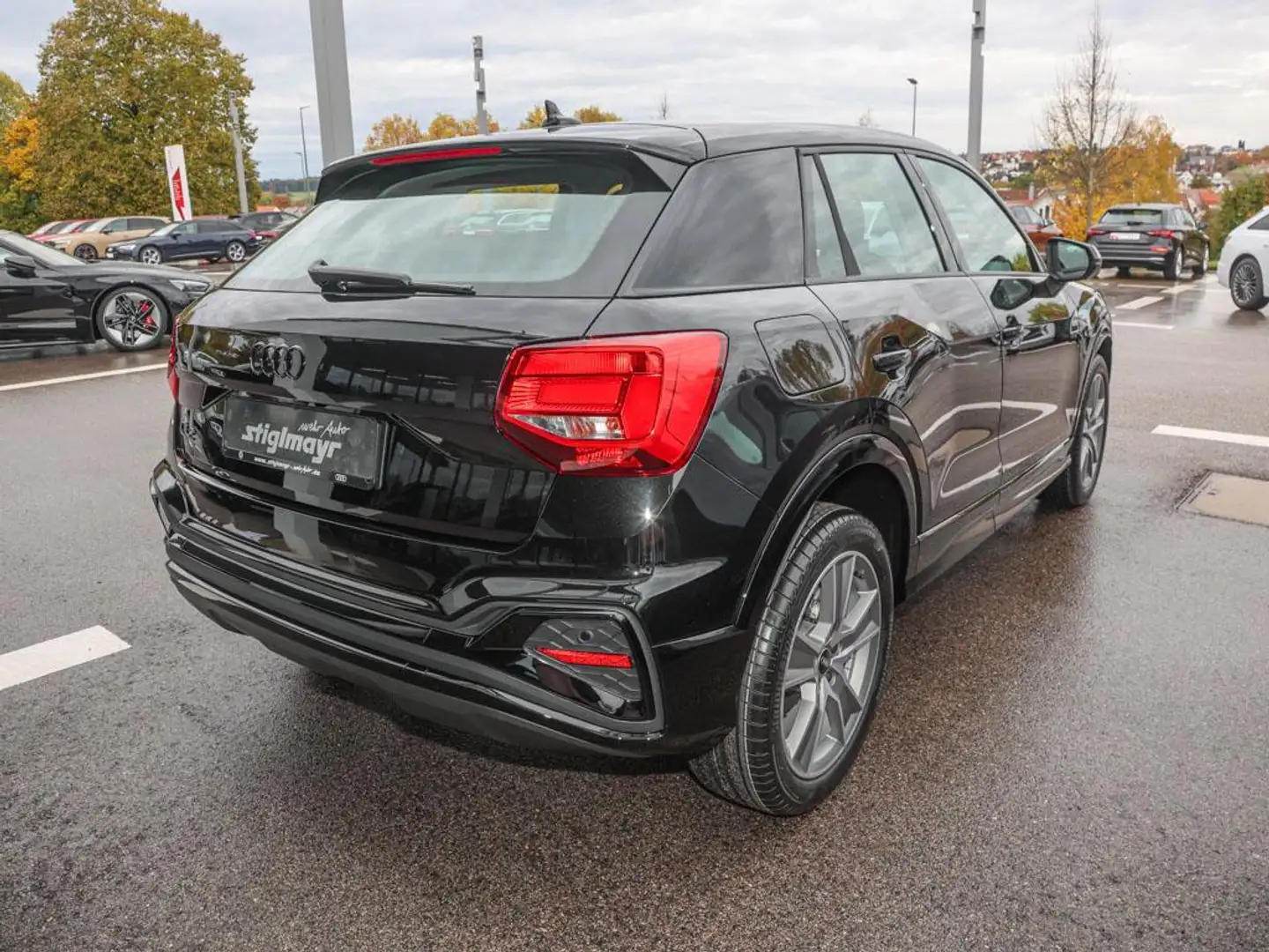 Audi Q2 S line 35 TFSI SITZHG+KAMERA+KLIMA+NAVI+18´ Schwarz - 2