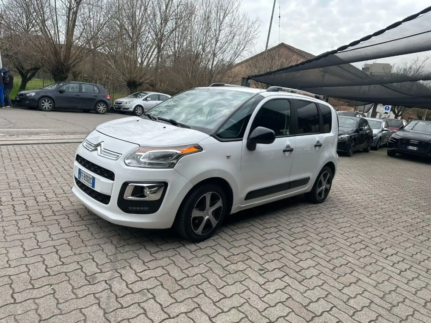 Citroen C3 Picasso BlueHDi 100 Exclusive OK NEOPATENATO Blanco - 1