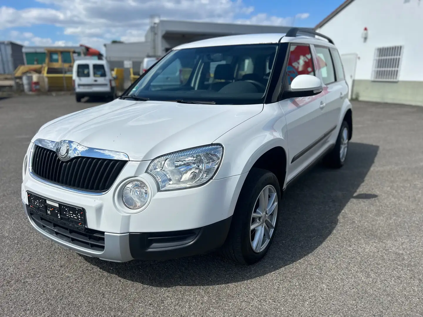 Skoda Yeti Basis Weiß - 1