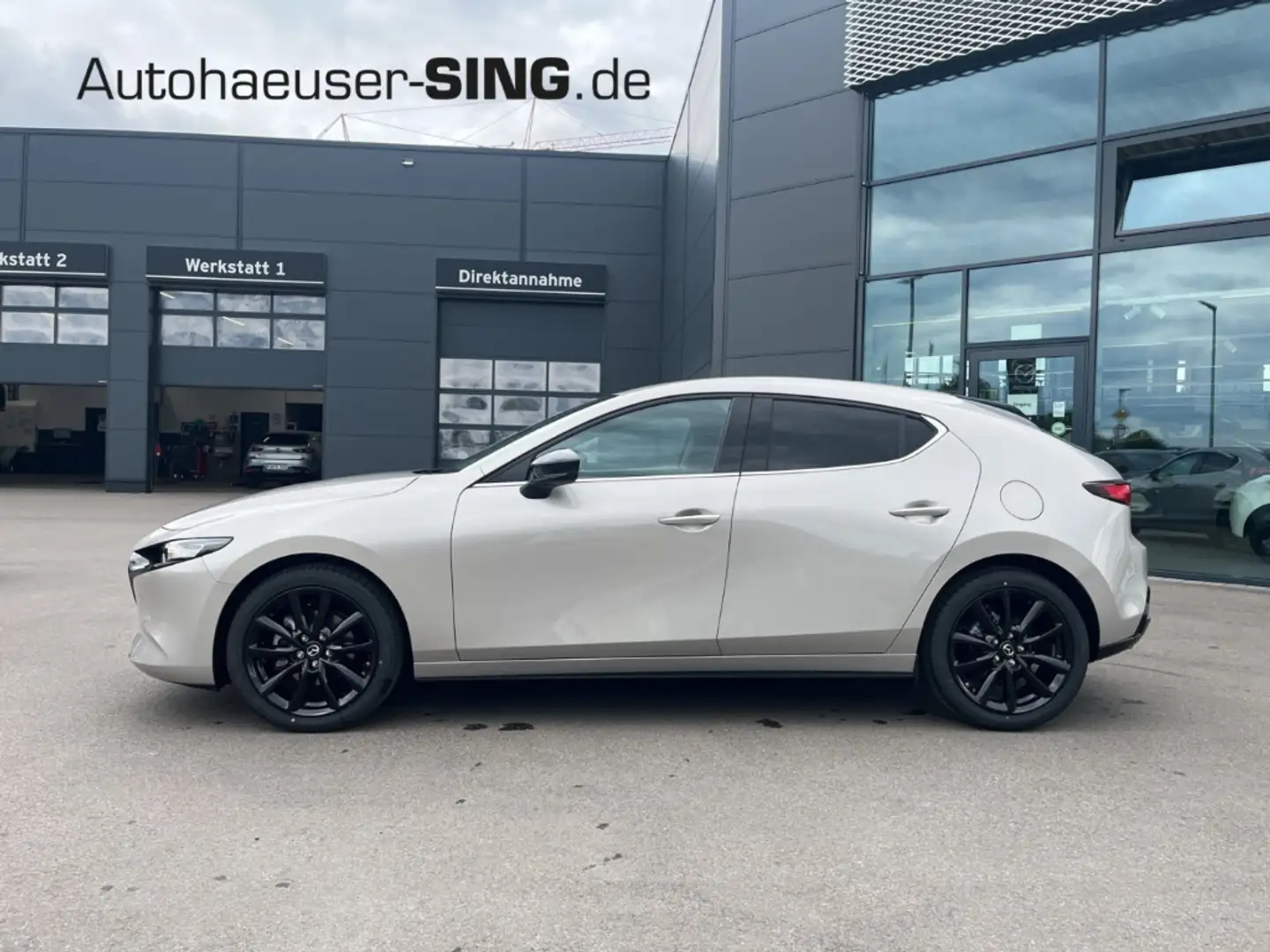Mazda 3 Homura Kamera Keyless Induktion AppleCarPlay Beige - 2