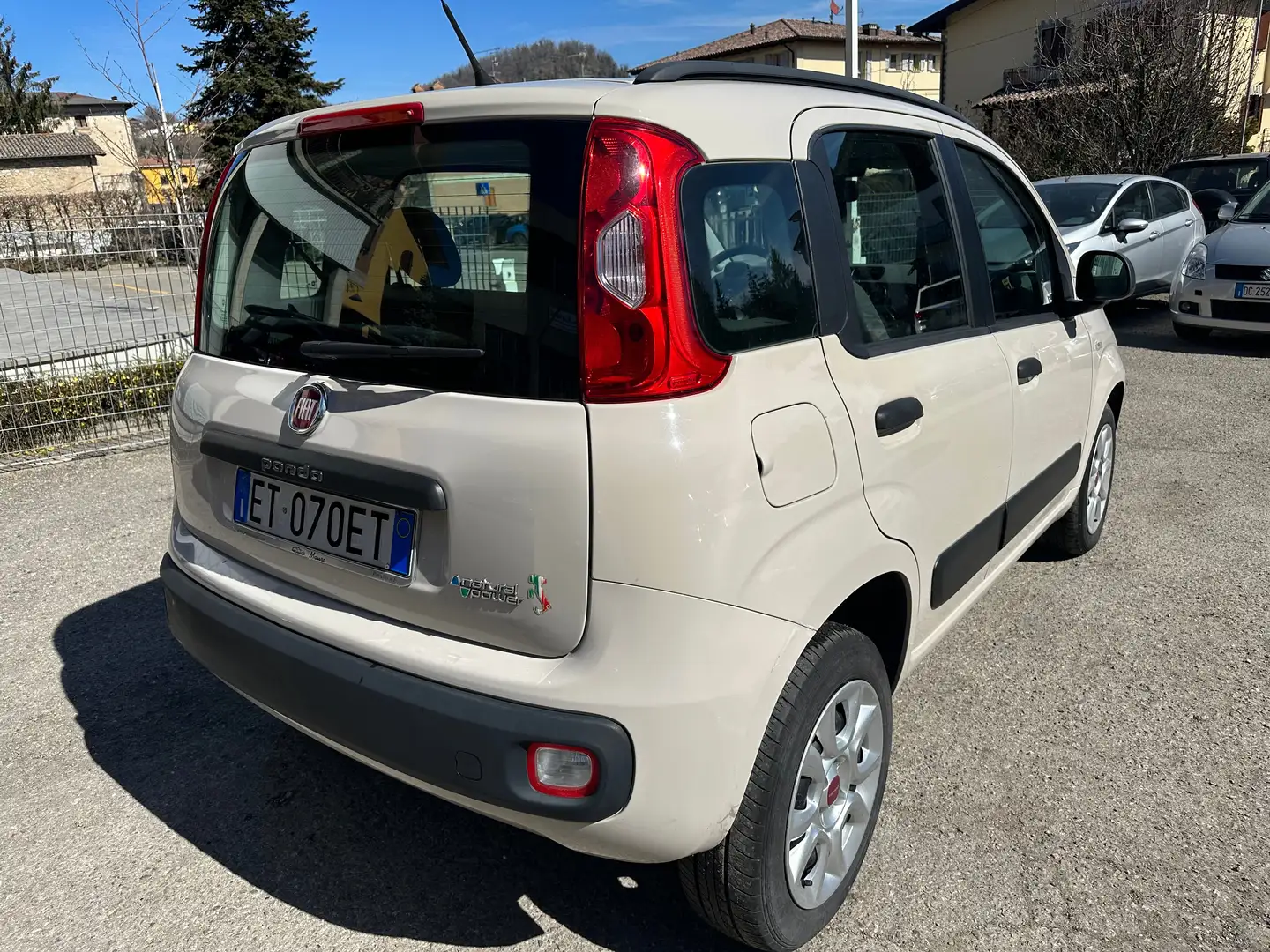 Fiat Panda Panda 0.9 t.air. naturalpower - ok neopatentati - Beige - 2