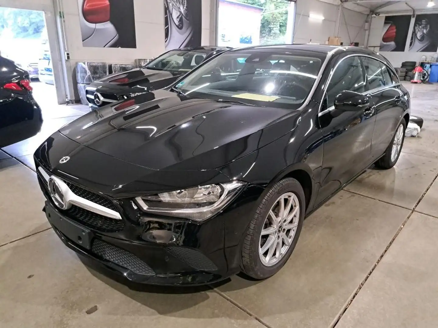 Mercedes-Benz CLA 180 CLA 180 Shooting B LED*Navi*Kamera*Leder*Spur*VZ Schwarz - 2