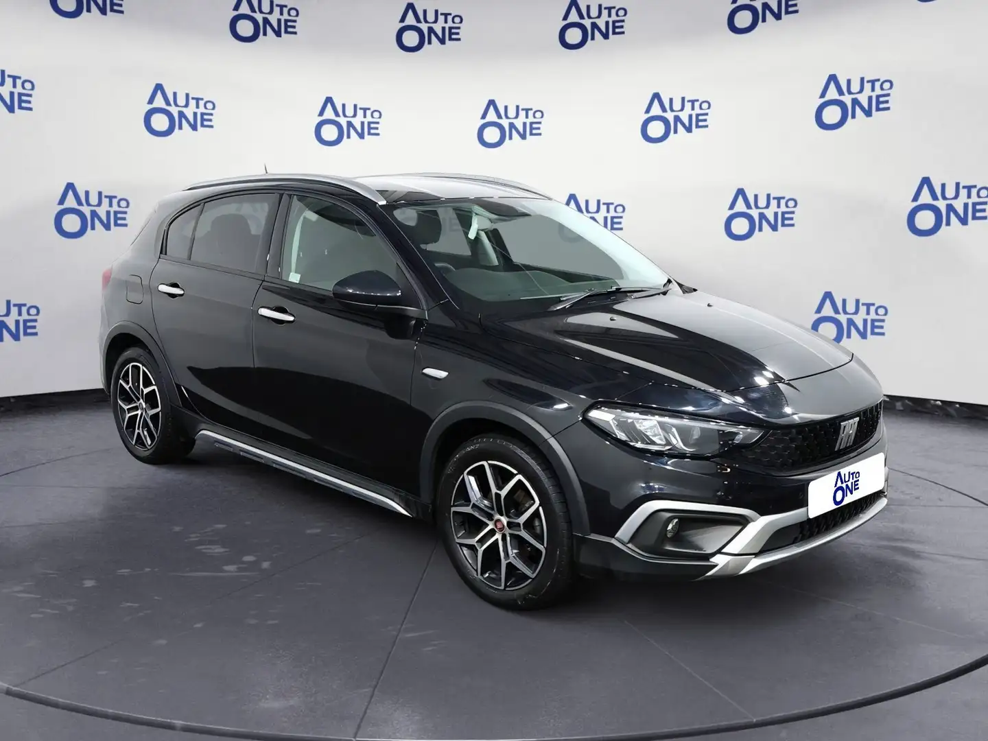 Fiat Tipo 1.6 MJT 130CV CROSS - ** Gris - 1