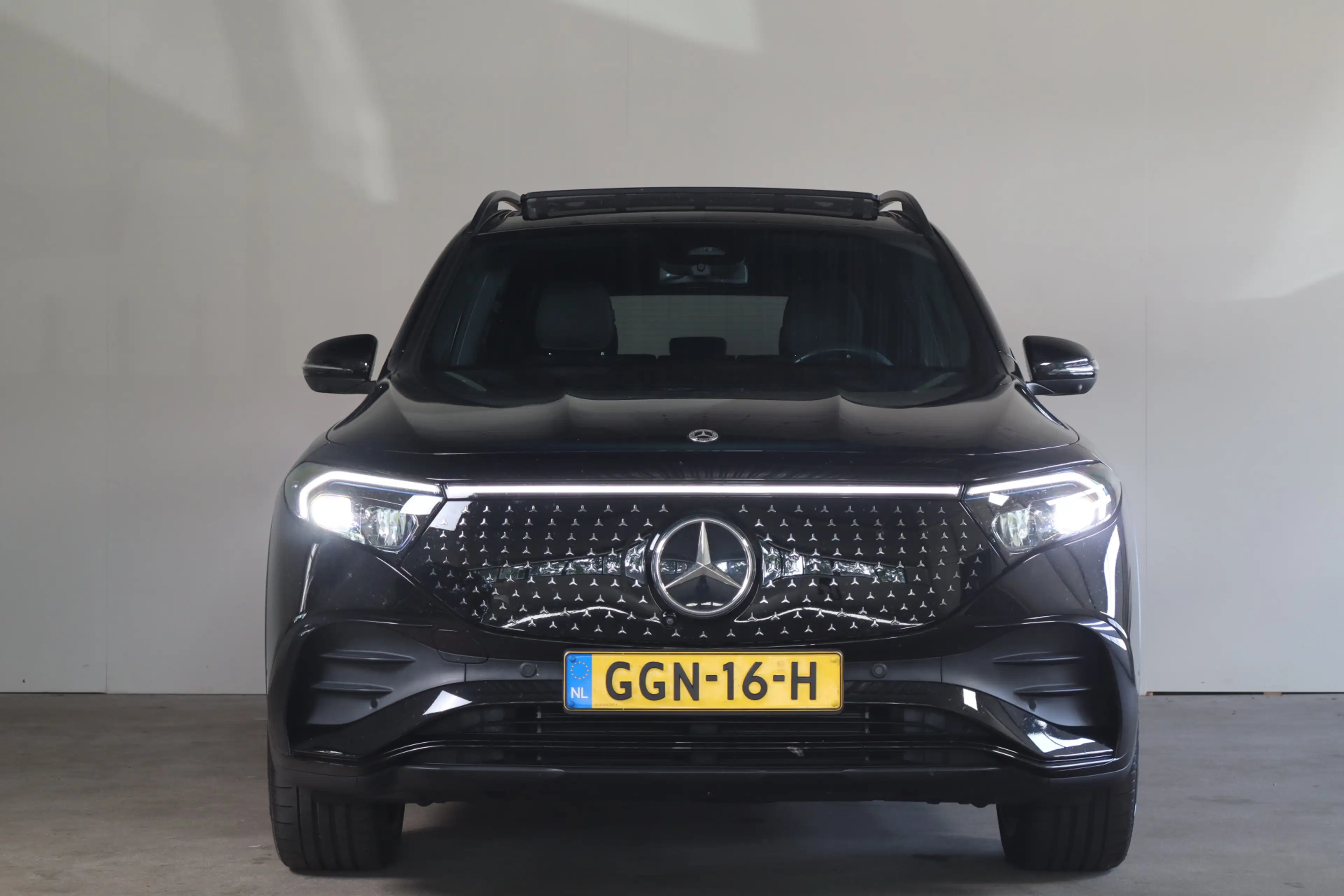 Mercedes-Benz EQB 350 4MATIC AMG Line 67 kWh - NL- Auto!!! AMG Premium I — photo 42