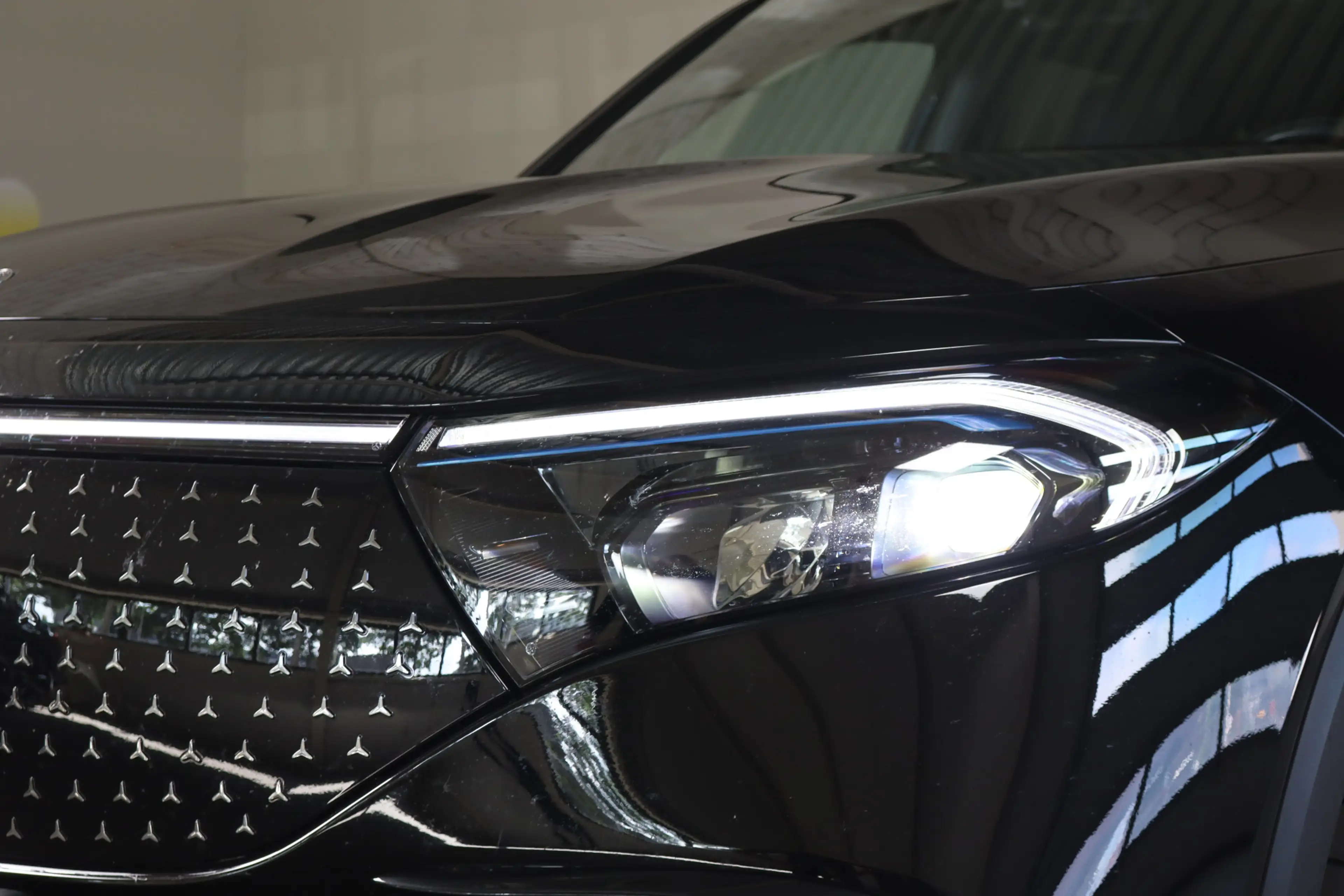 Mercedes-Benz EQB 350 4MATIC AMG Line 67 kWh - NL- Auto!!! AMG Premium I — photo 21