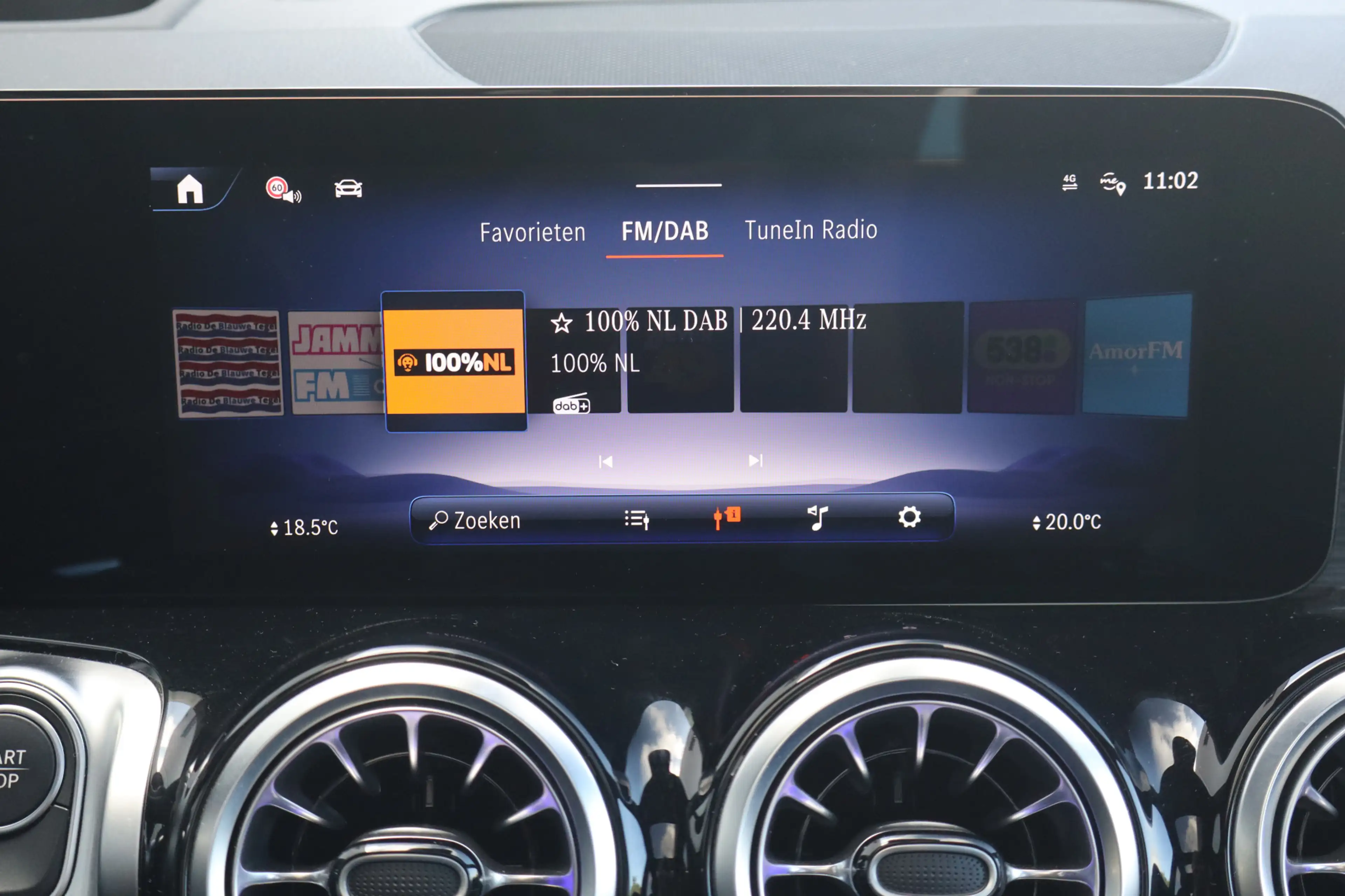 Mercedes-Benz EQB 350 4MATIC AMG Line 67 kWh - NL- Auto!!! AMG Premium I — photo 11