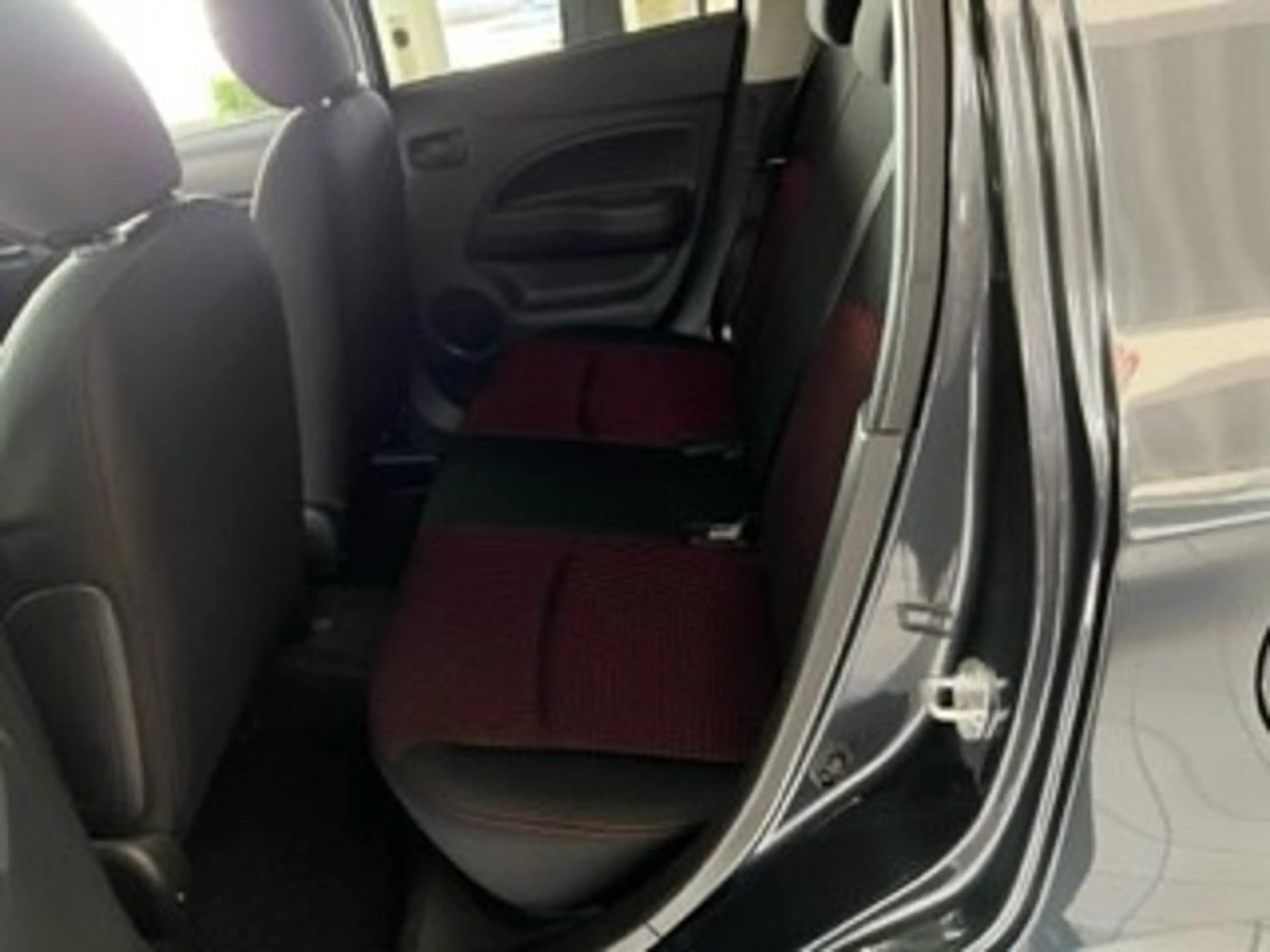Mitsubishi Space Star Select+ Black1.2 Automatik — photo 6