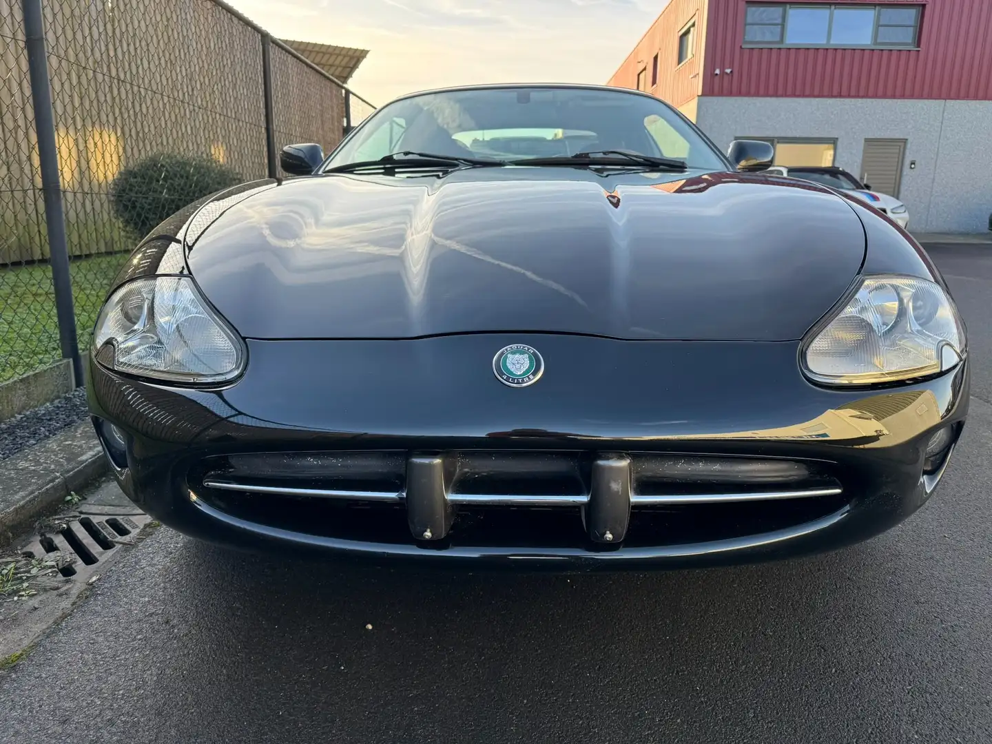Jaguar XK8 4.0i V8 32v Convertible  (Matching numbers) Noir - 2