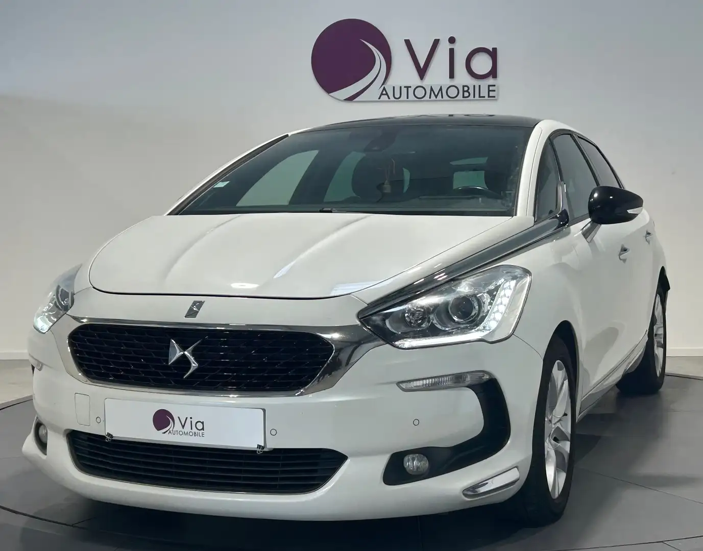 DS Automobiles DS 5 BlueHDi 180 S\u0026amp;S EAT6 Executive Fehér - 1