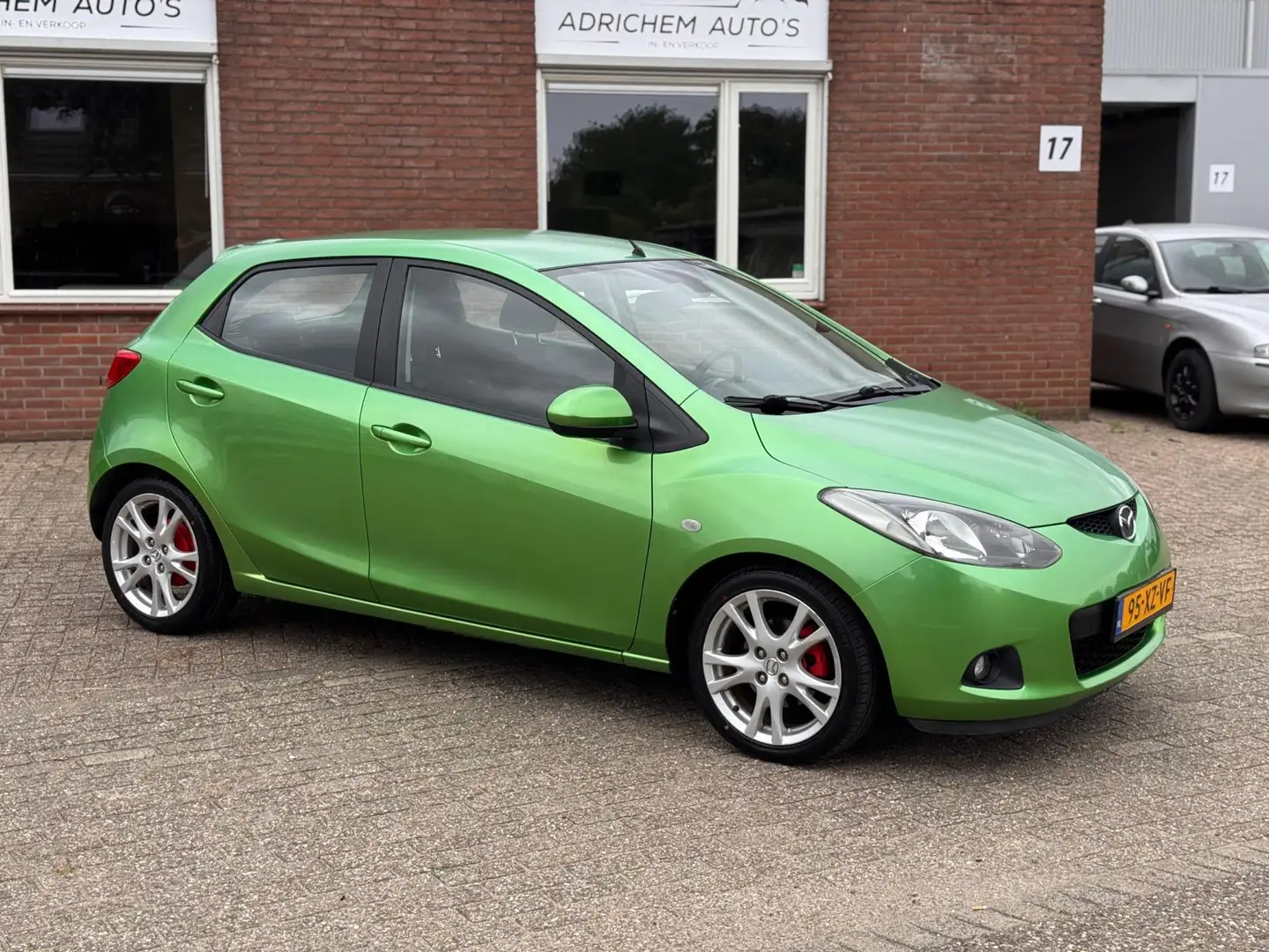 Mazda 2 1.3hp S-VT Executive Vert - 2