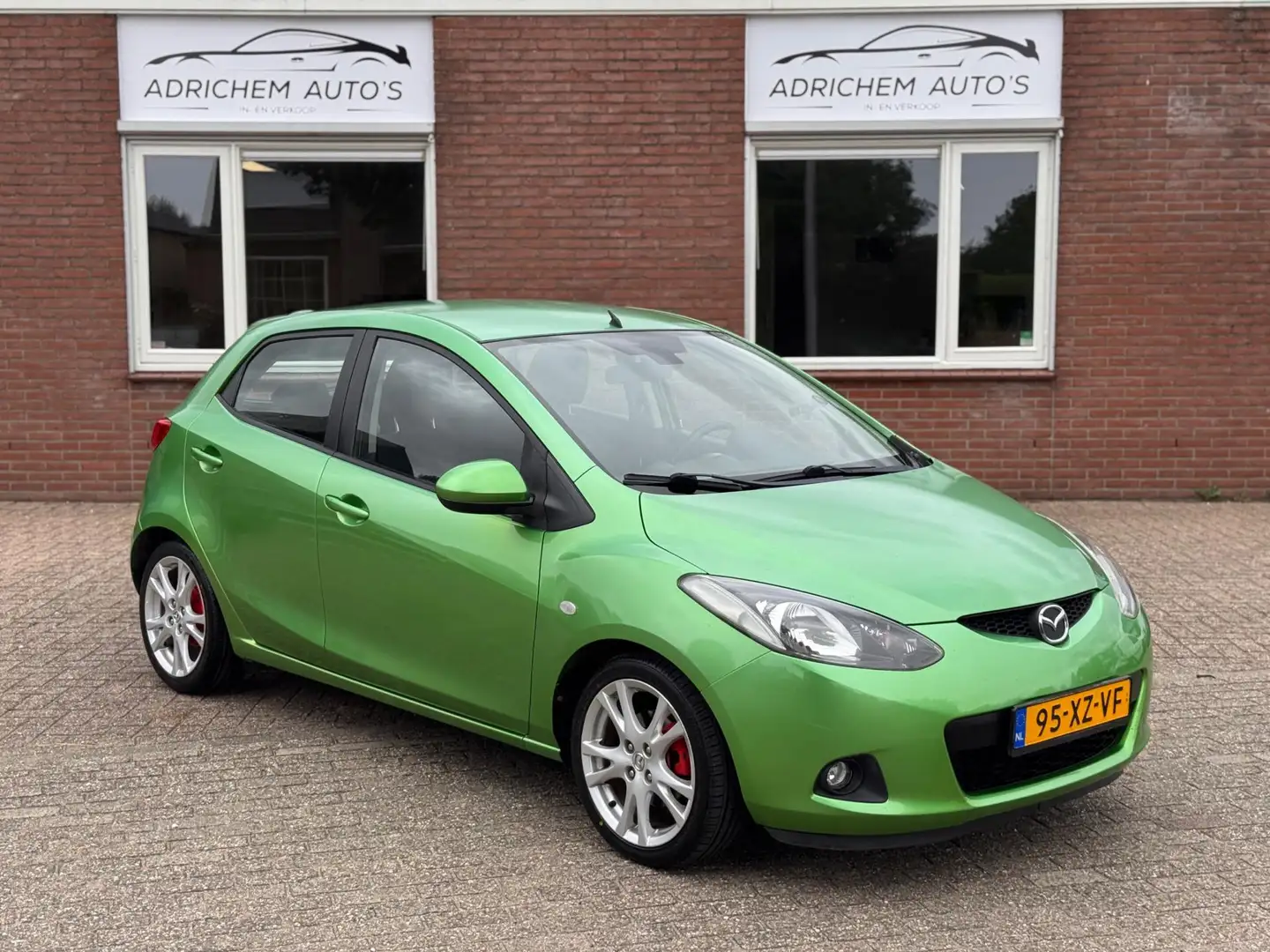 Mazda 2 1.3hp S-VT Executive Vert - 1