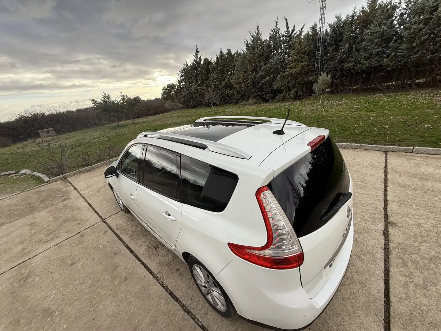 Renault Grand Scenic Grand Scénic 1.6dCi Dynamique En. 5pl. 130S - 2