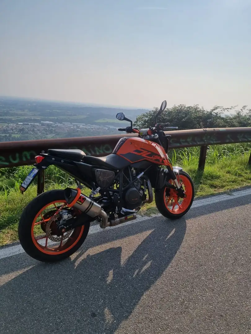 KTM 690 Duke - 1