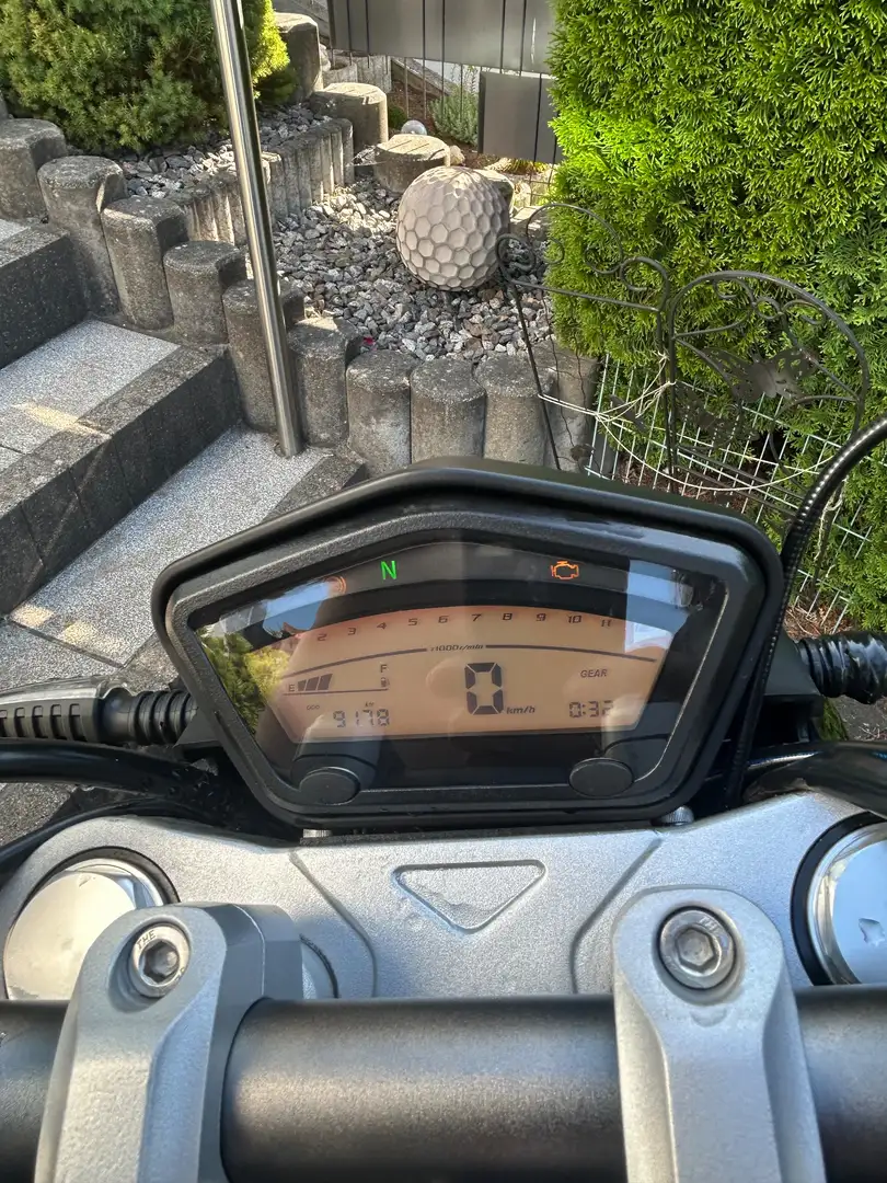 Zündapp ZXA 125 Furious 125, ZRN 125 Schwarz - 2