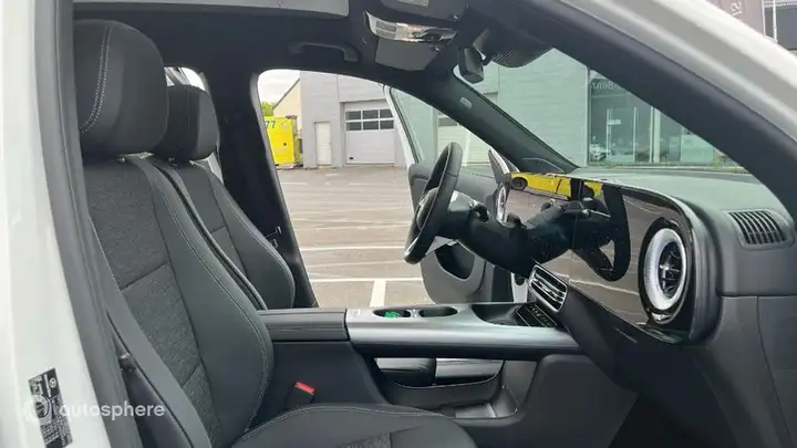 Mercedes-Benz GLB 250 250 EQ 272ch Launch Edition — photo 15