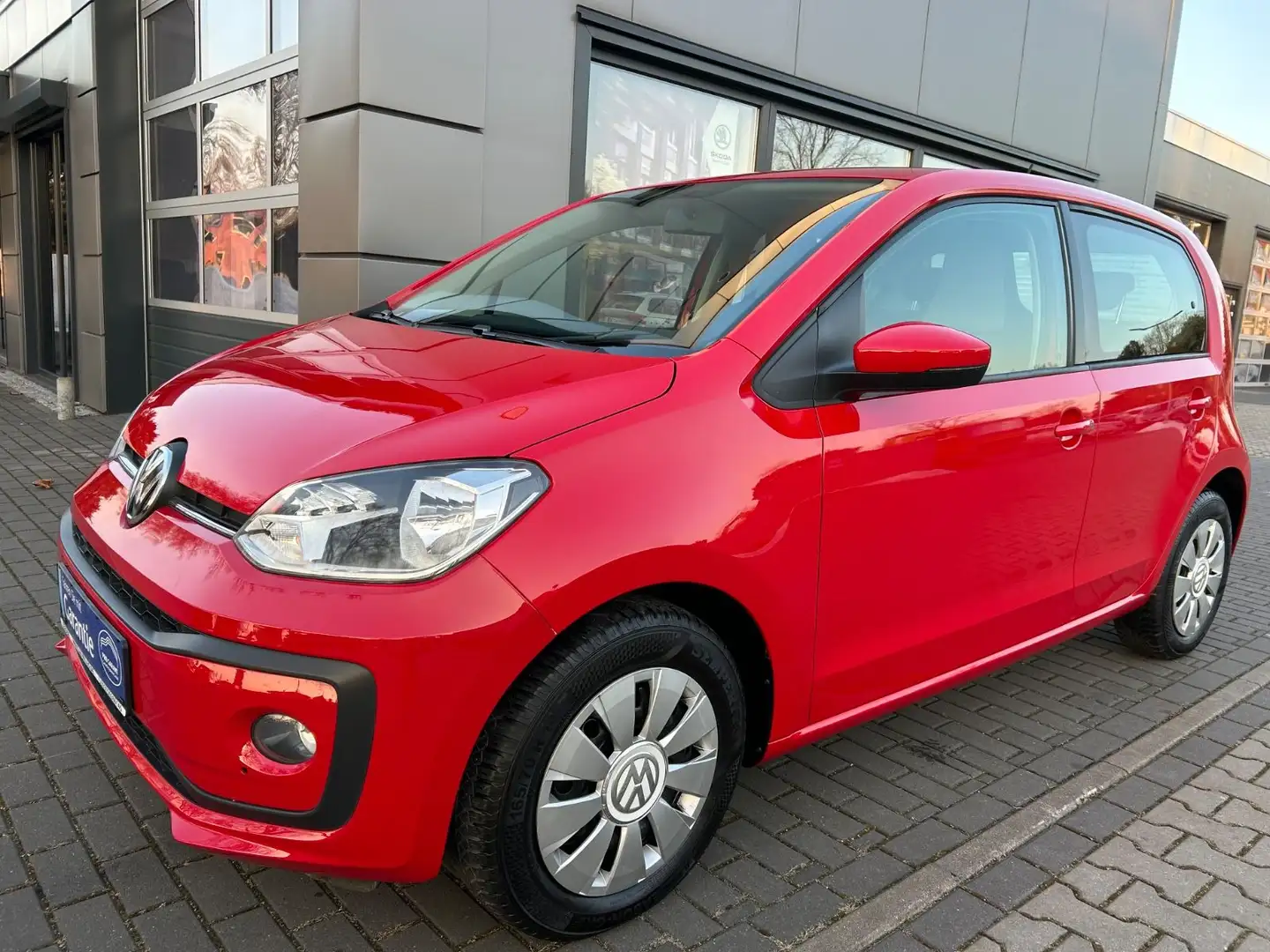 Volkswagen up! 1.0 MPI 60 ps. move Rouge - 2