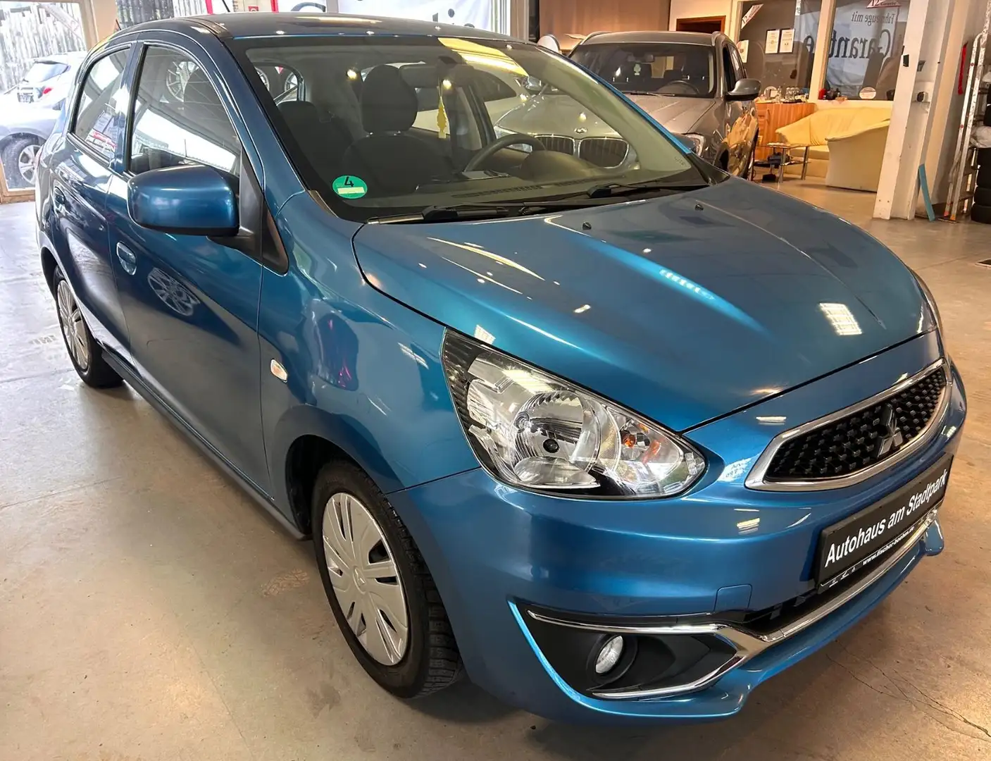 Mitsubishi Space Star Intro Edition-Navi-Klima-Garantie-1.H Blau - 1