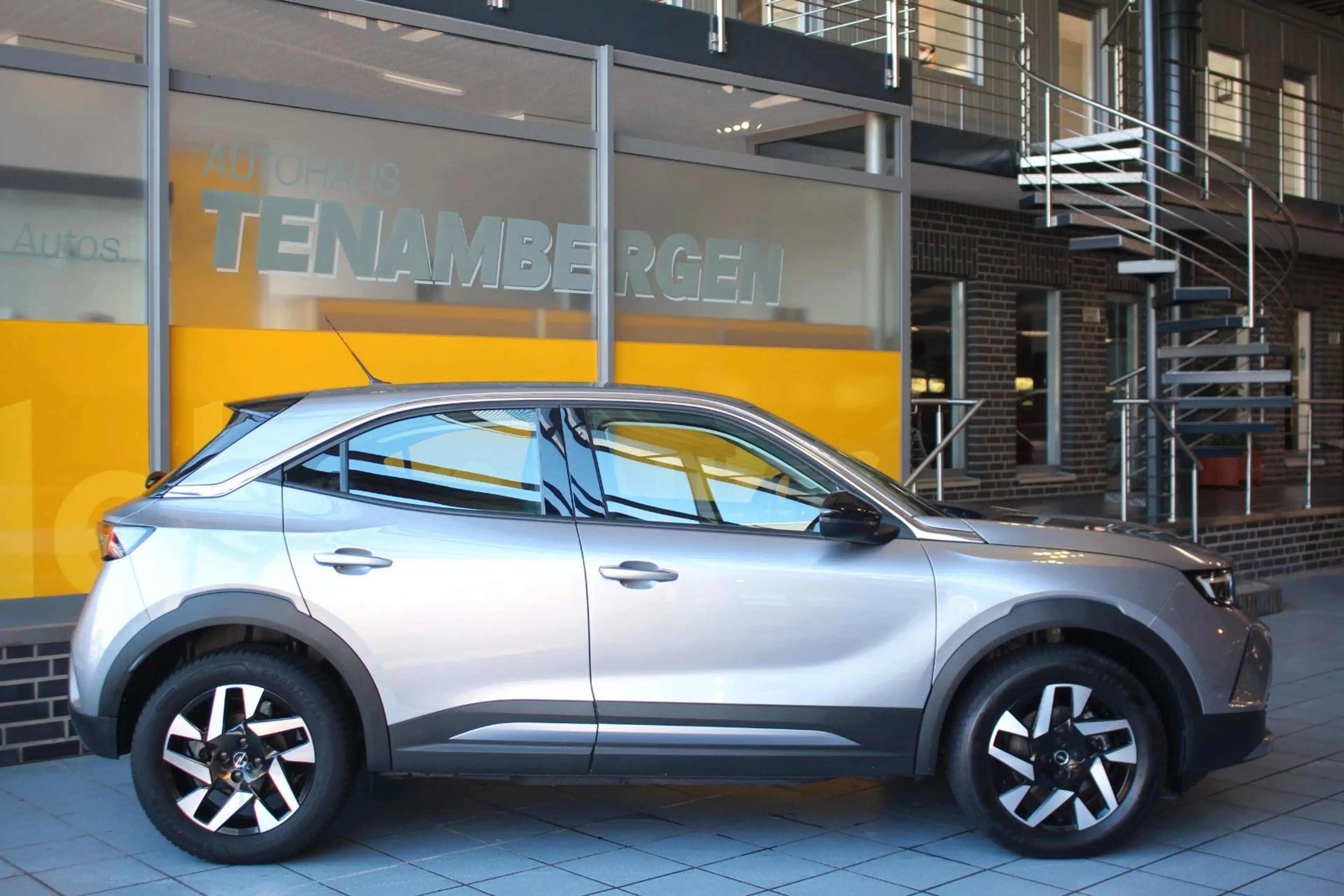 Opel Mokka e Elegance Alcantara Massage Kamera LED — photo 3