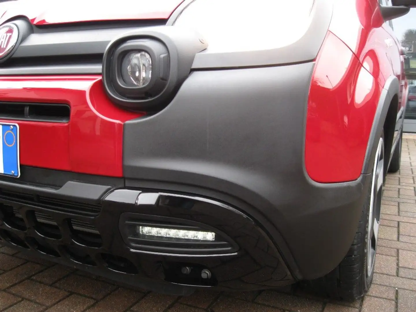 Fiat Panda 1.0 FireFly S&S Hybrid Pandina Gris - 2