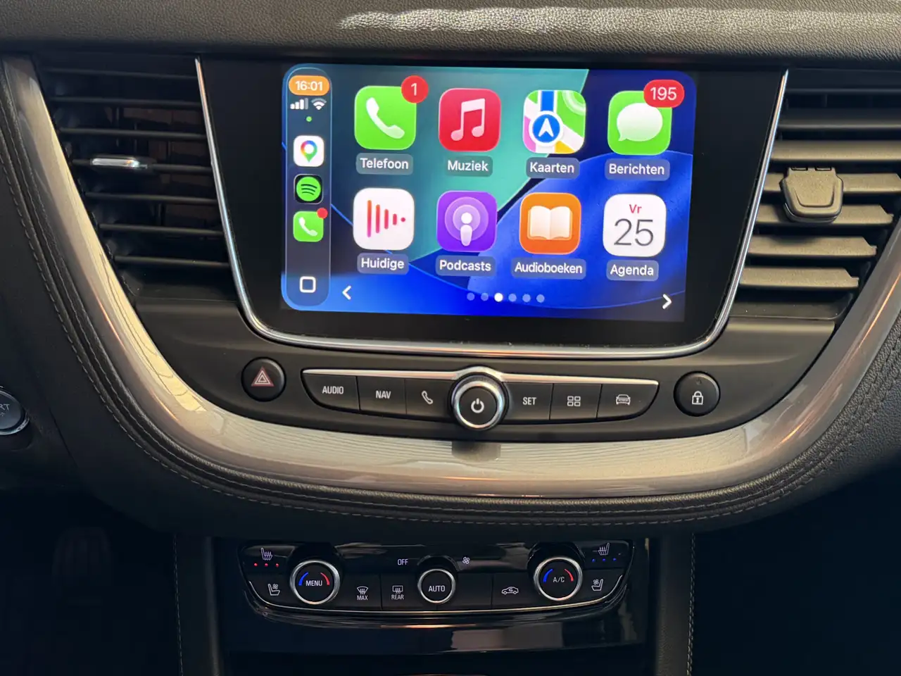 Opel Grandland X — photo 38 sur 41