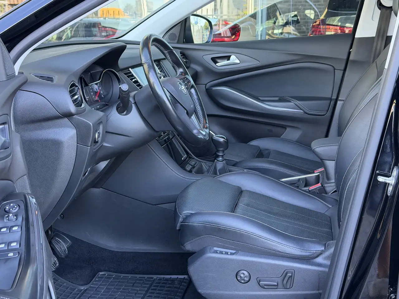 Opel Grandland X — photo 4 sur 41