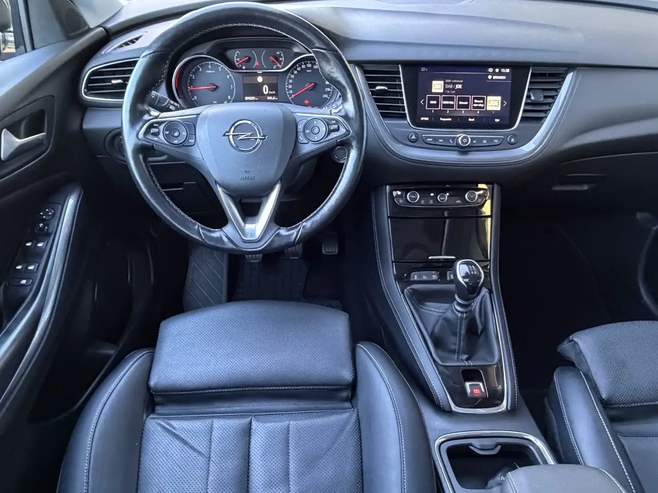 Opel Grandland X — photo 16 sur 41