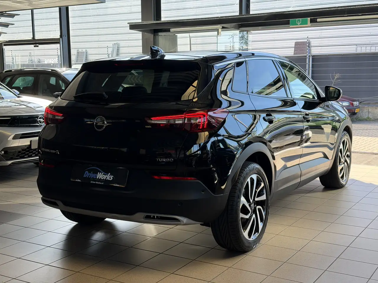 Opel Grandland X — photo 40 sur 41