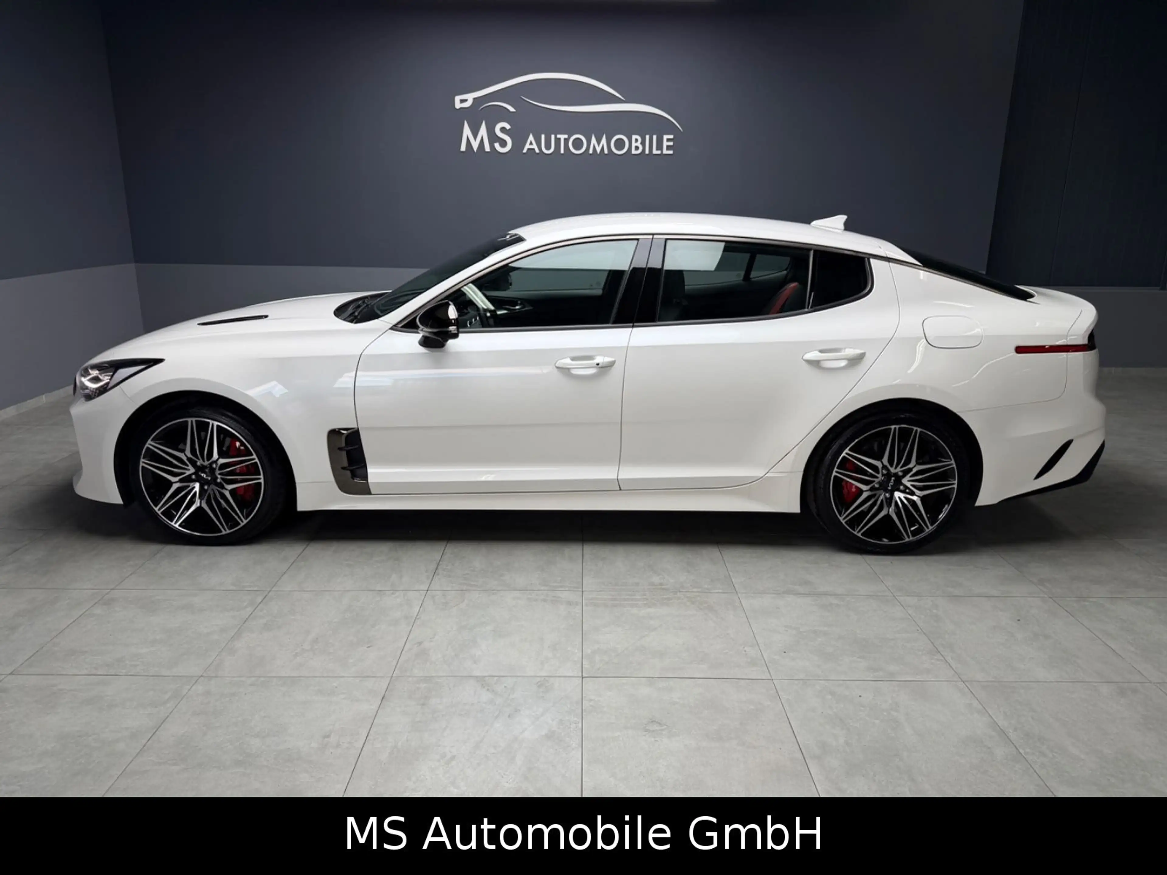 Kia Stinger GT 4WD/HUD/360°/MEMORY/4X SHZ — photo 3