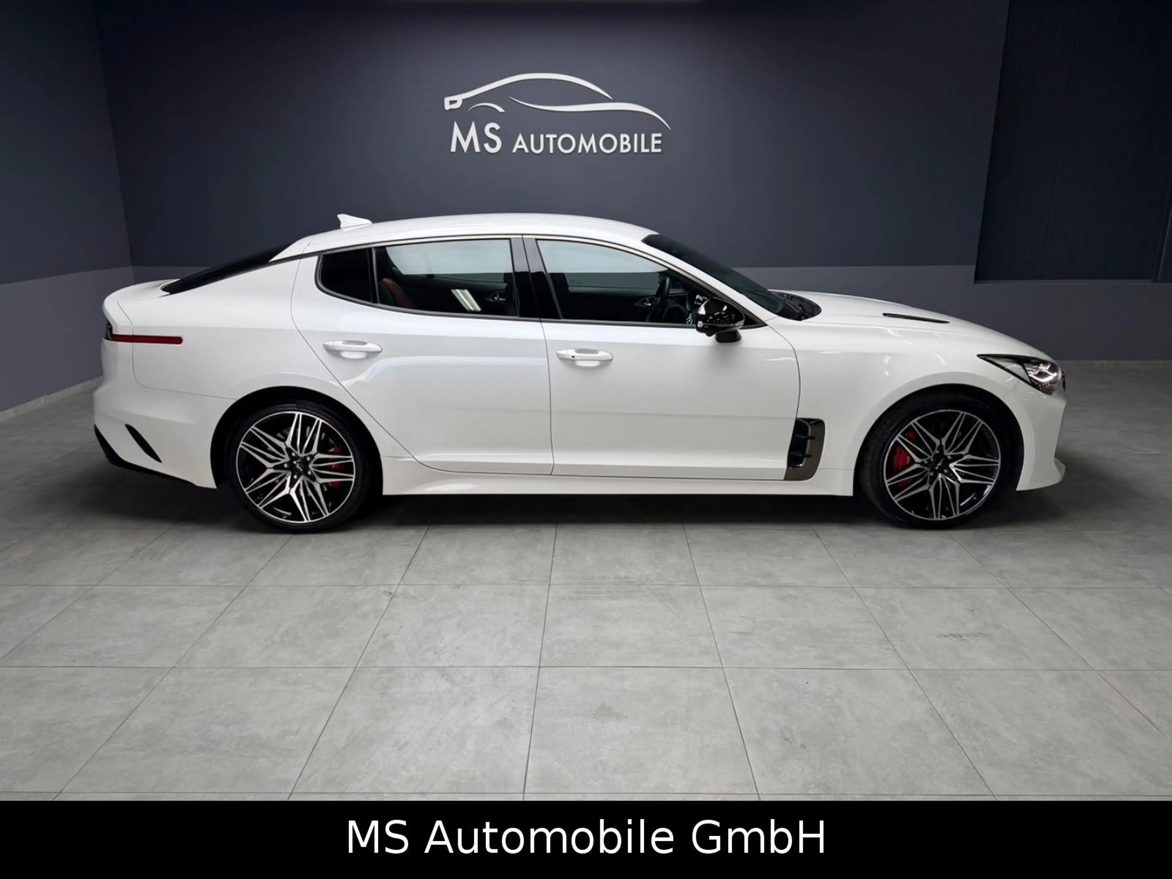 Kia Stinger GT 4WD/HUD/360°/MEMORY/4X SHZ — photo 7