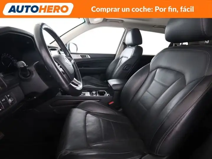 SsangYong Rexton Limited 4x4 AT 2019, foto 11