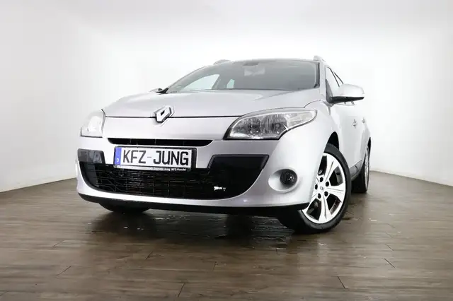 Renault Megane view 4
