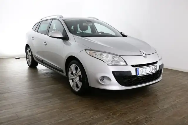 Renault Megane view 9