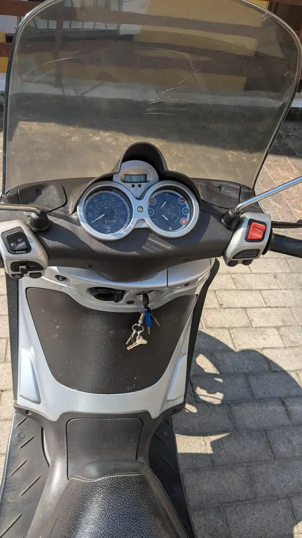 Piaggio Beverly 250 Grigio - 1