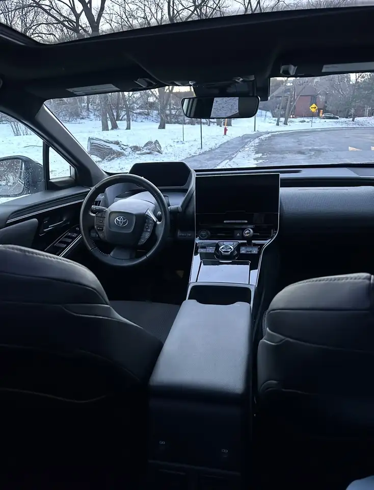 Toyota bZ4X снимка Toyota bZ4X