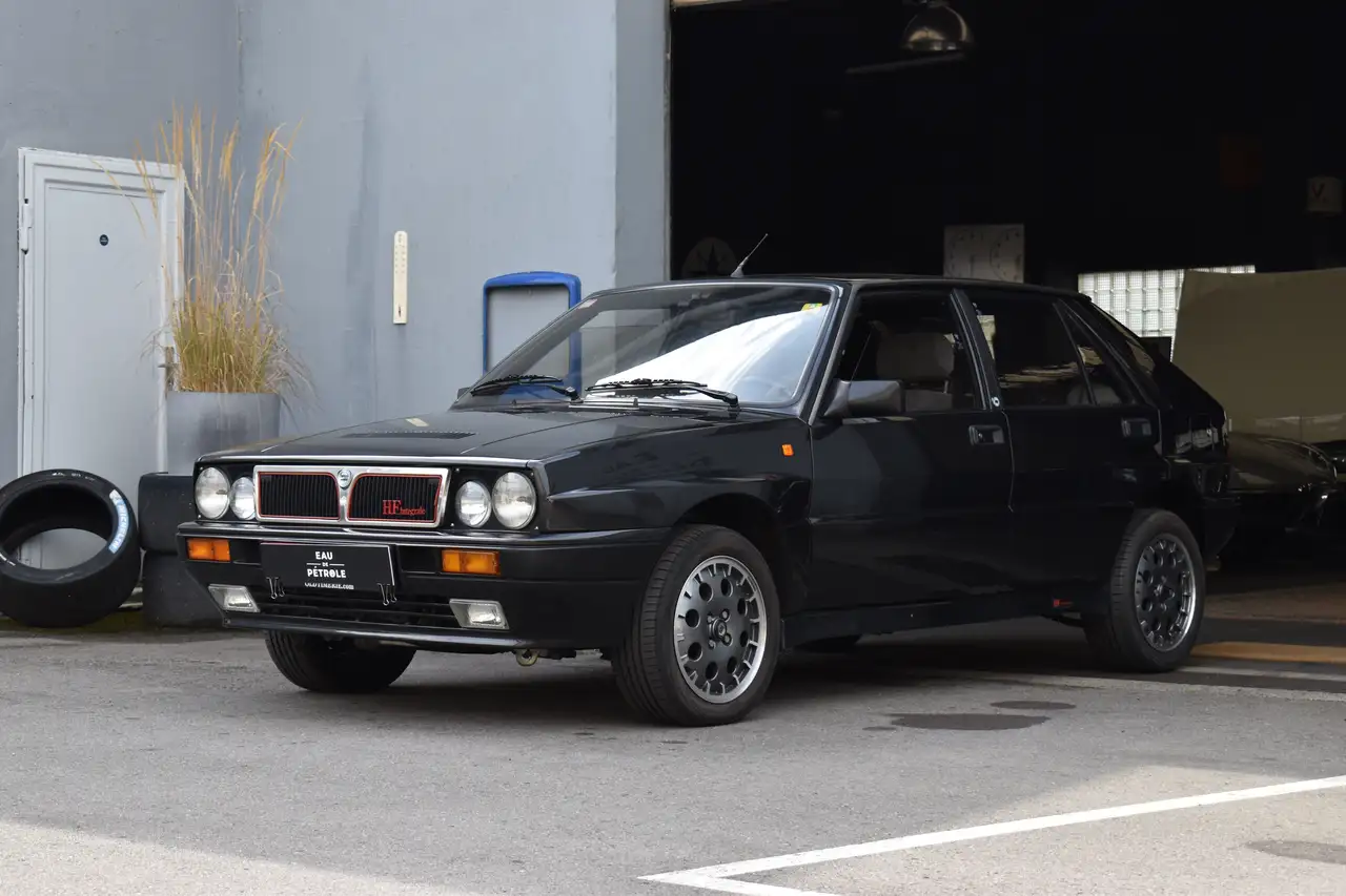 Lancia Delta HF Integrale 8V, foto 4